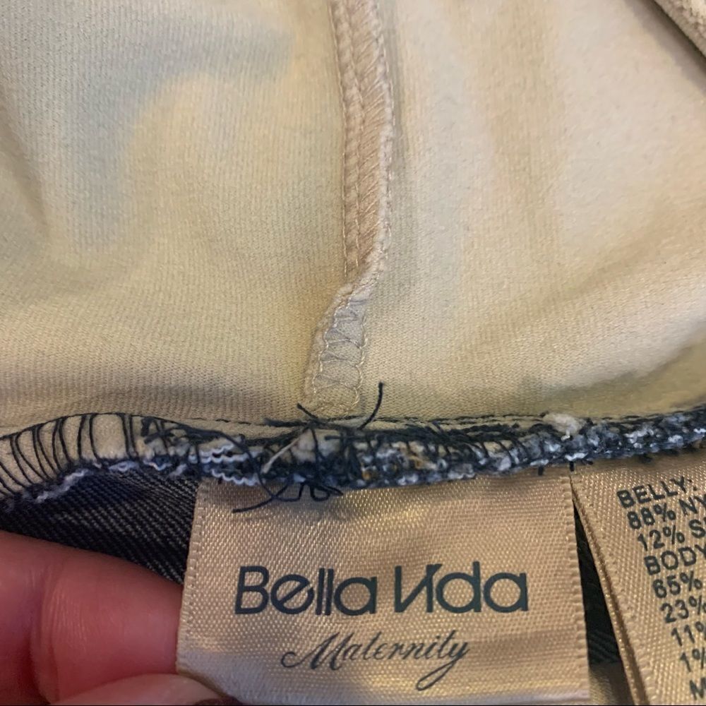 Bella Vida Maternity Jean Shorts Size Small - Picture 5 of 8